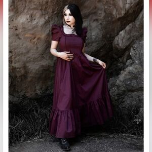 Lively Ghosts Bordeaux Dress 🩸